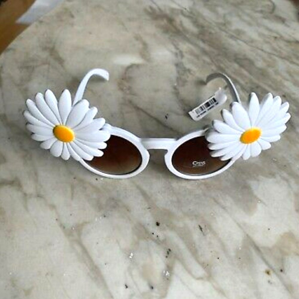 Daisy Sunglasses Circus By Sam ๐ฅณ NWT ๐ SCRATCH FREE - Picture 7 of 13